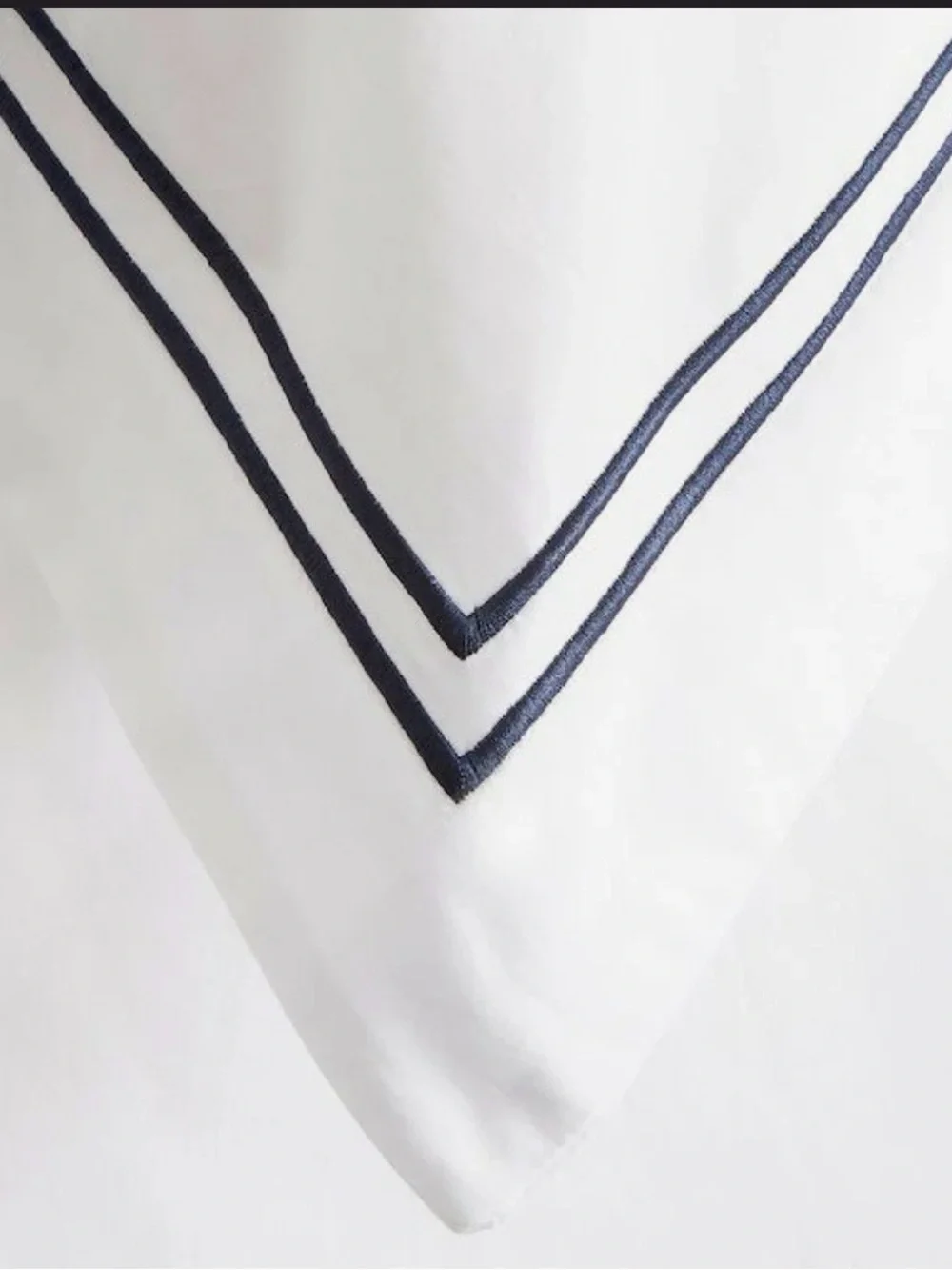 Ella Jayne Navy and White Duvet Cover Set - full/queen Classic Navy Stripe